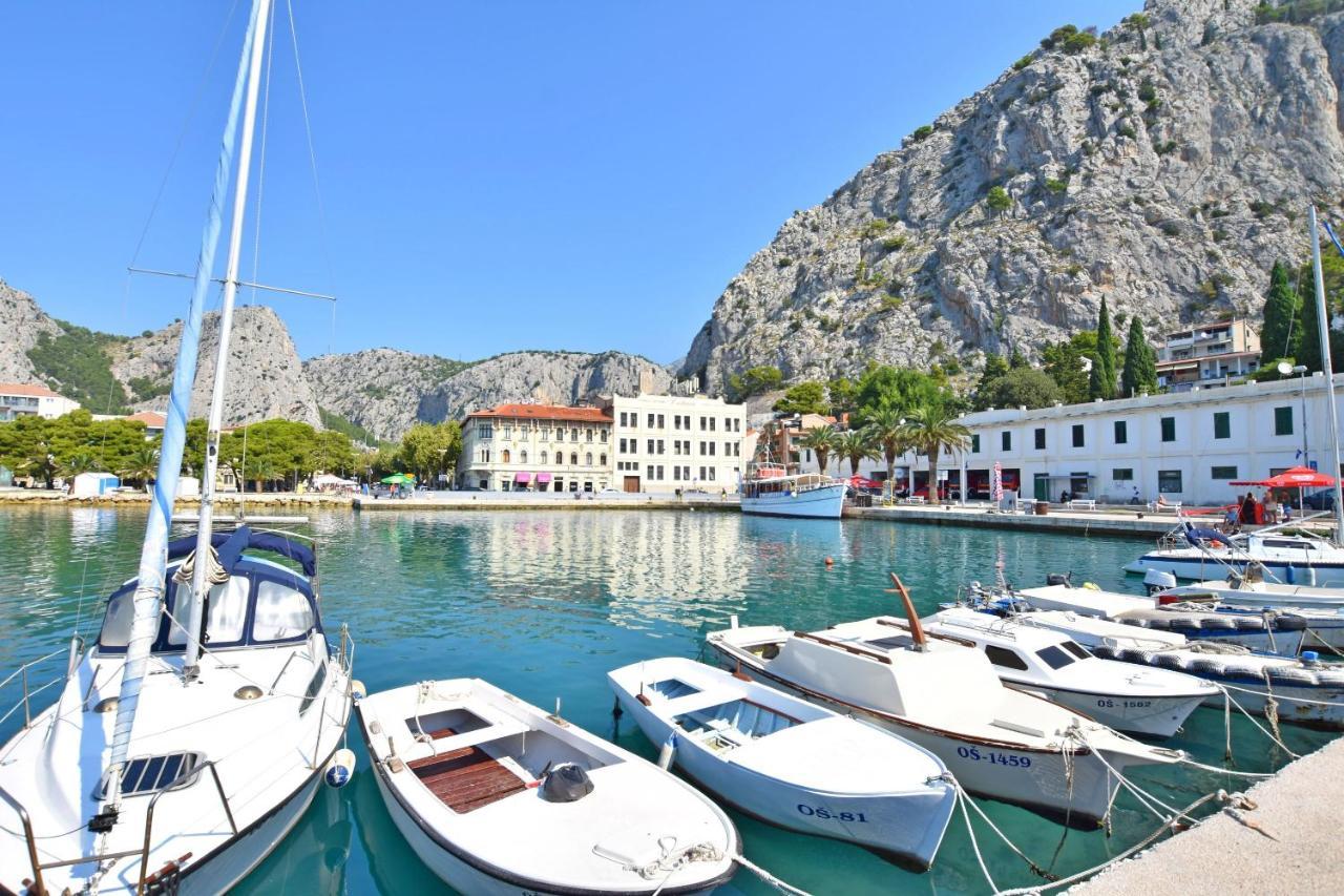 Apartment Ivanka Omis Exterior photo
